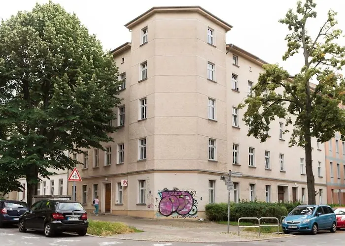 Shabby Chic Self Checkin And Free Street Parking