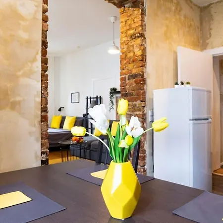 Shabby Chic Self Checkin And Free Street Parking *